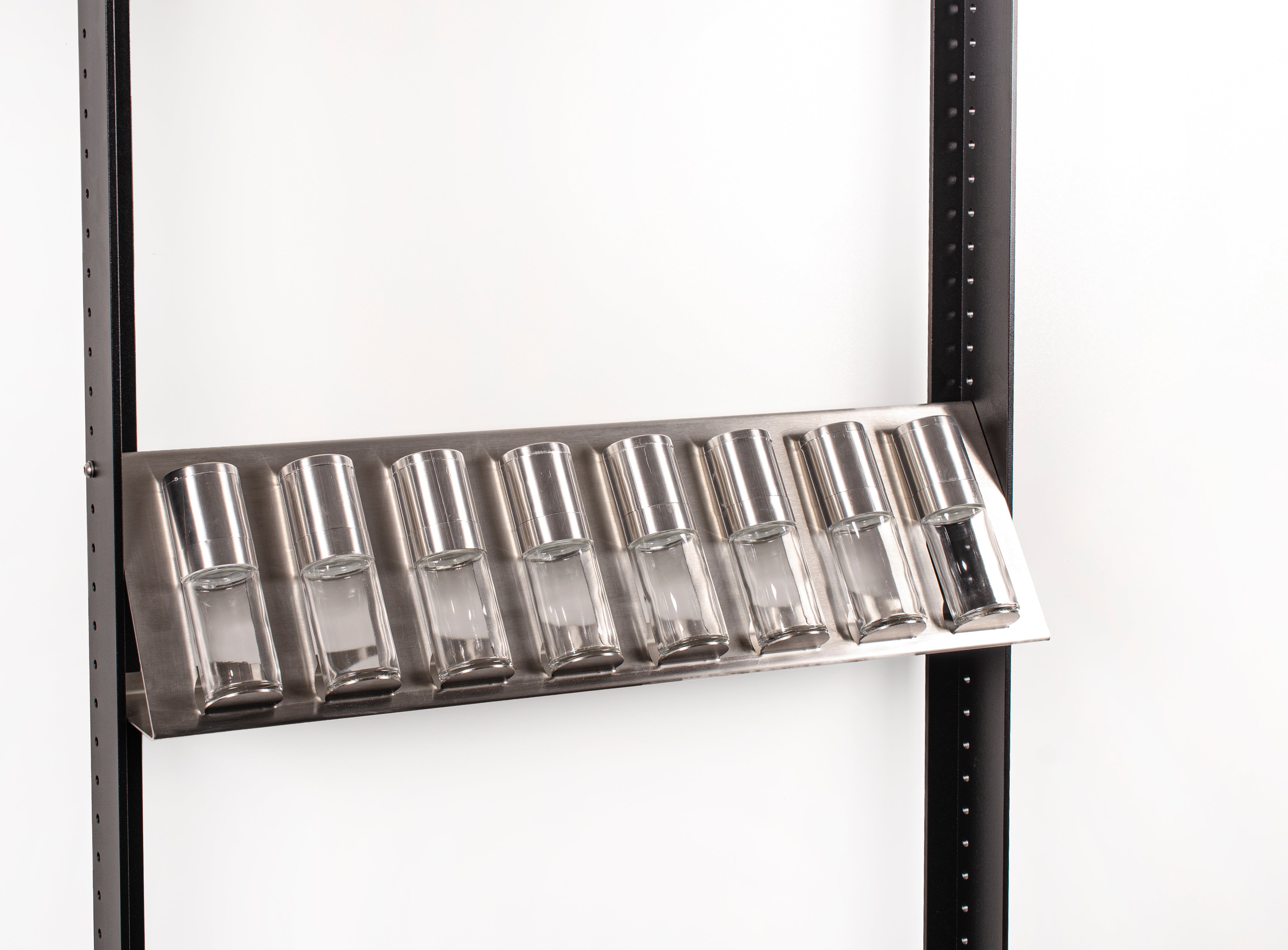 Shelf incl. 8 spice mills / stainless steel / glass
