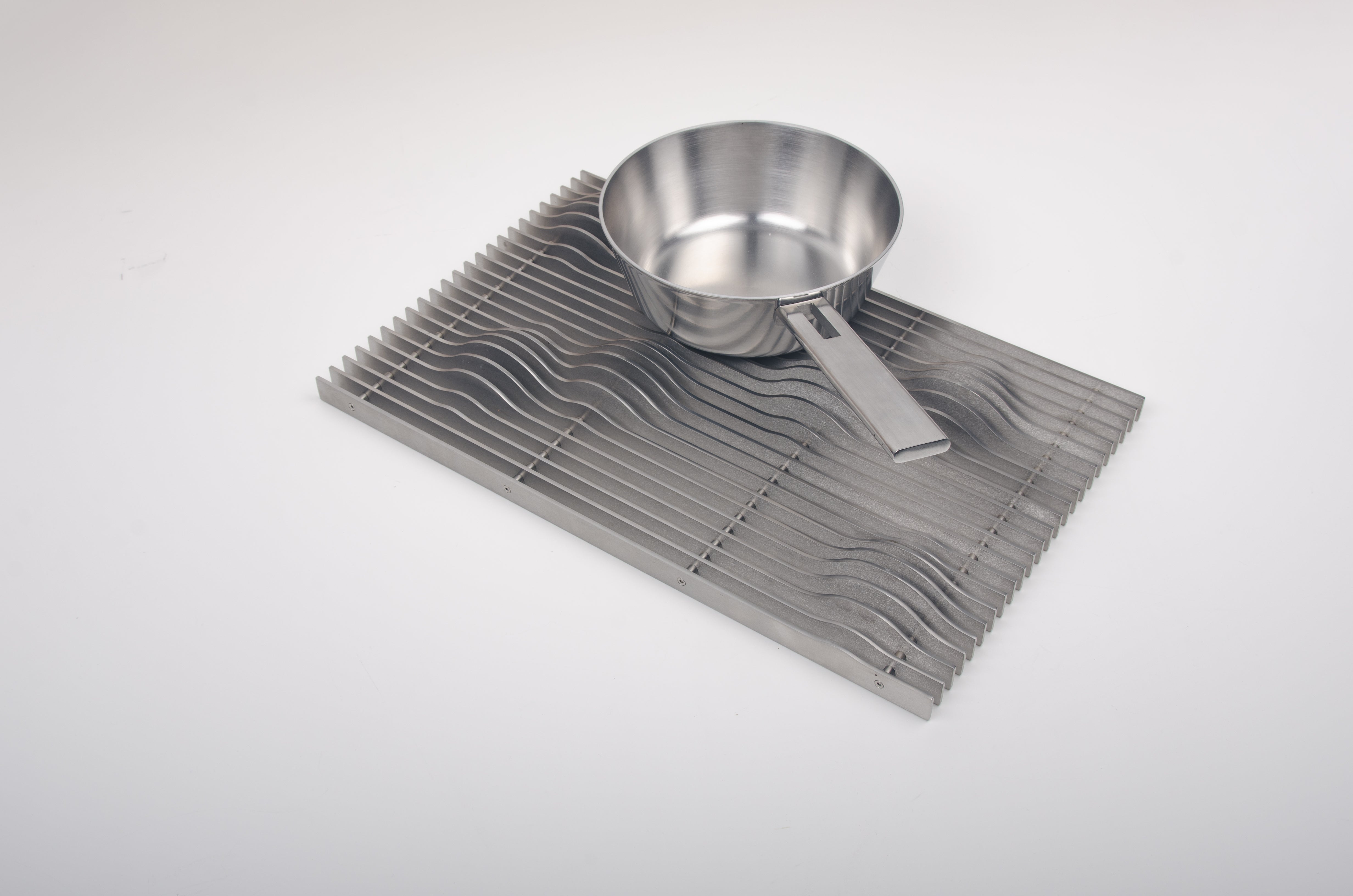HILL trivet