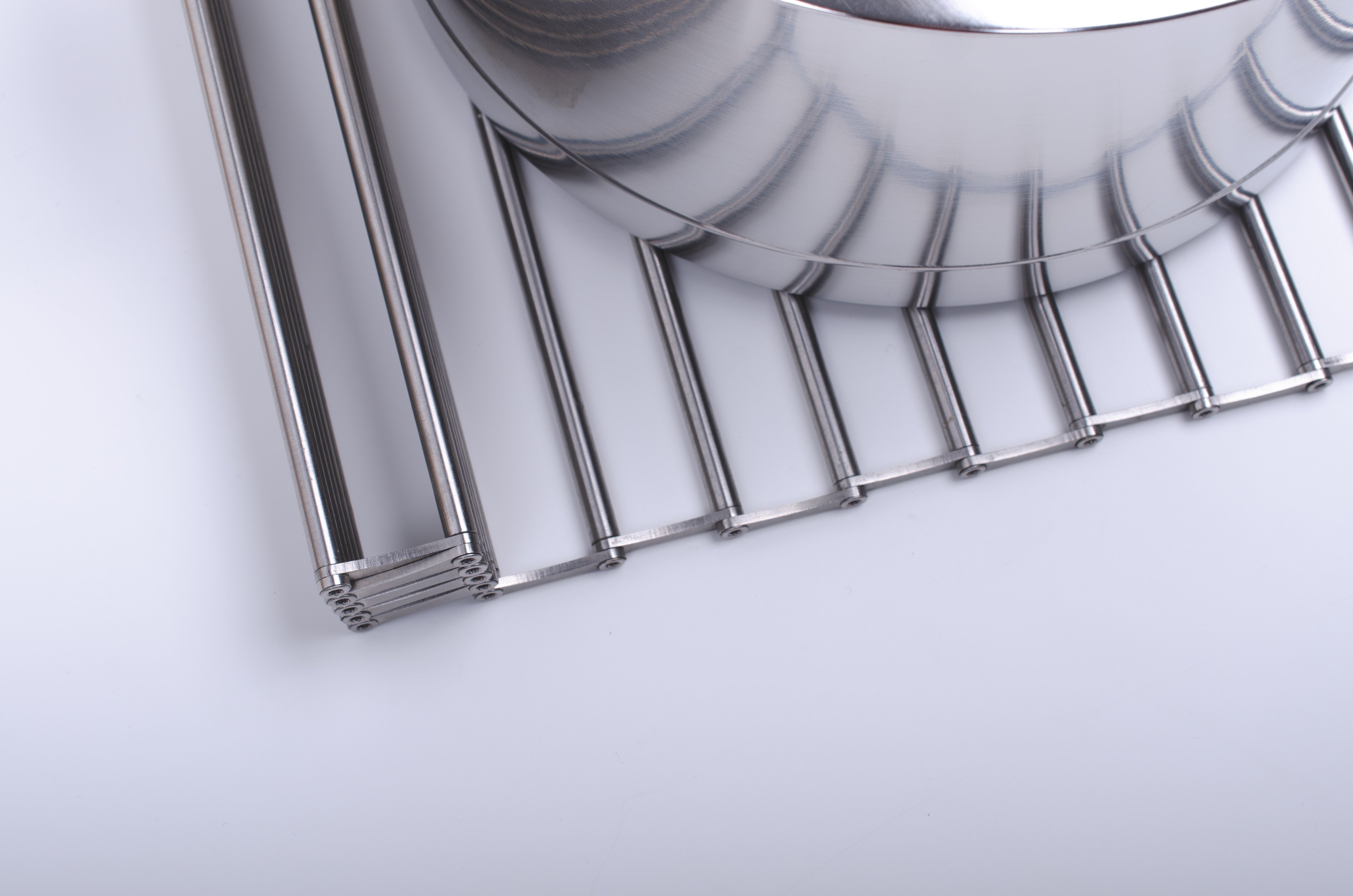 ROLL trivet